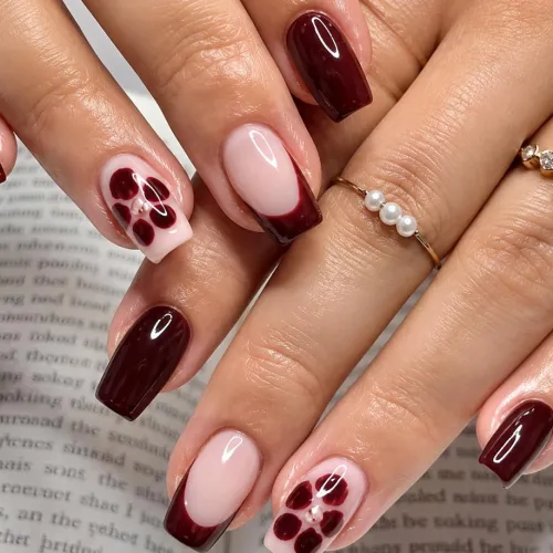 Wine nail with flower
