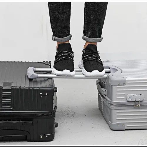 LARGE CAPACITY TRAVELLER 