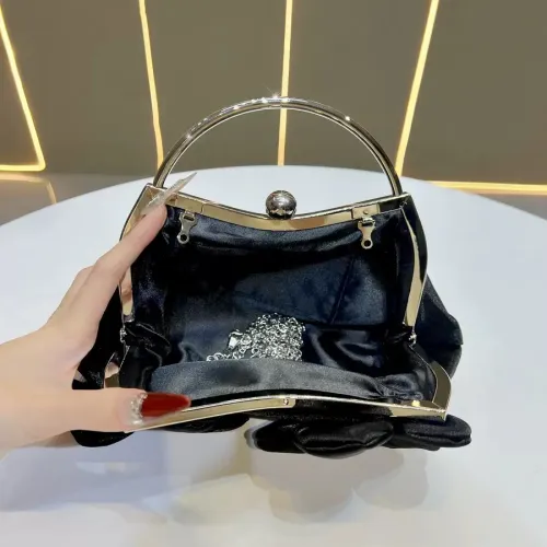 CLUTCH BAG 