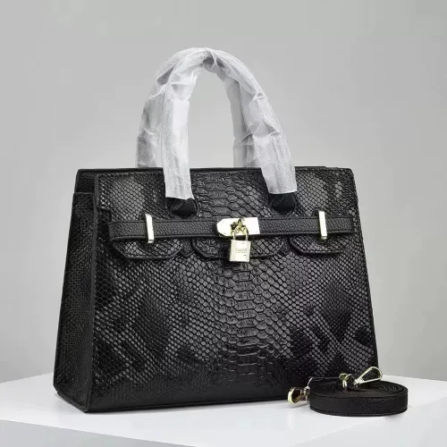 LADIES HANDBAG 