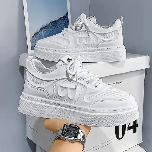 MEN’S SNEAKERS 