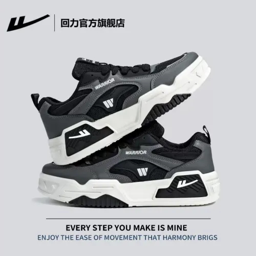 MEN SNEAKERS 