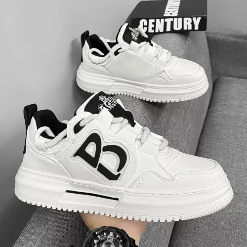 MEN’S SNEAKERS 